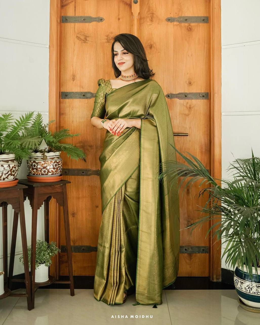 Golen Green Jacquard Saree with Rich Antique Gold Zari Border | Trendy Casual & Office Wear Saree for Women