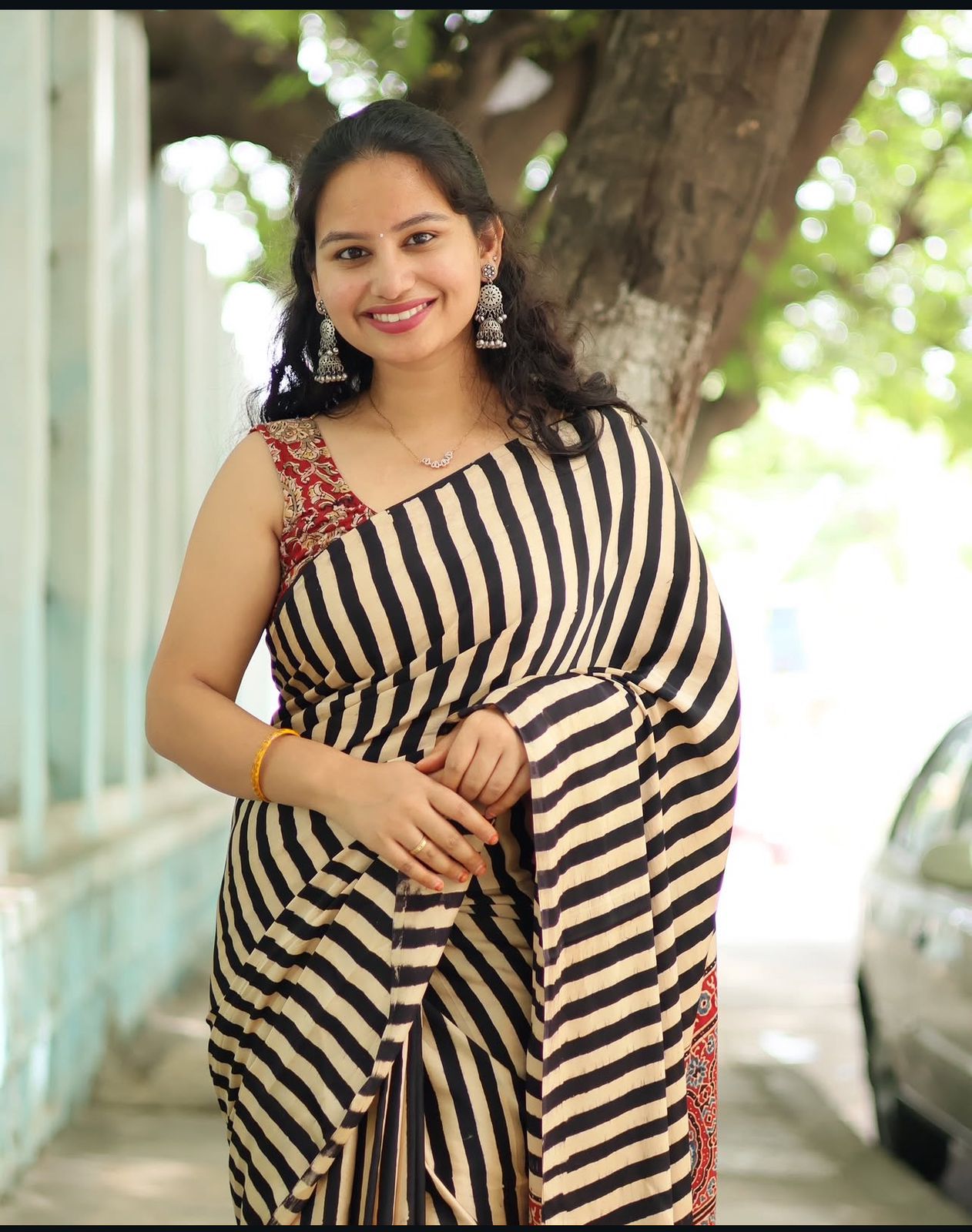Stylish Beige & Black Striped Saree with Contrast Pallu | Trendy Casual & Office Wear Saree for Women