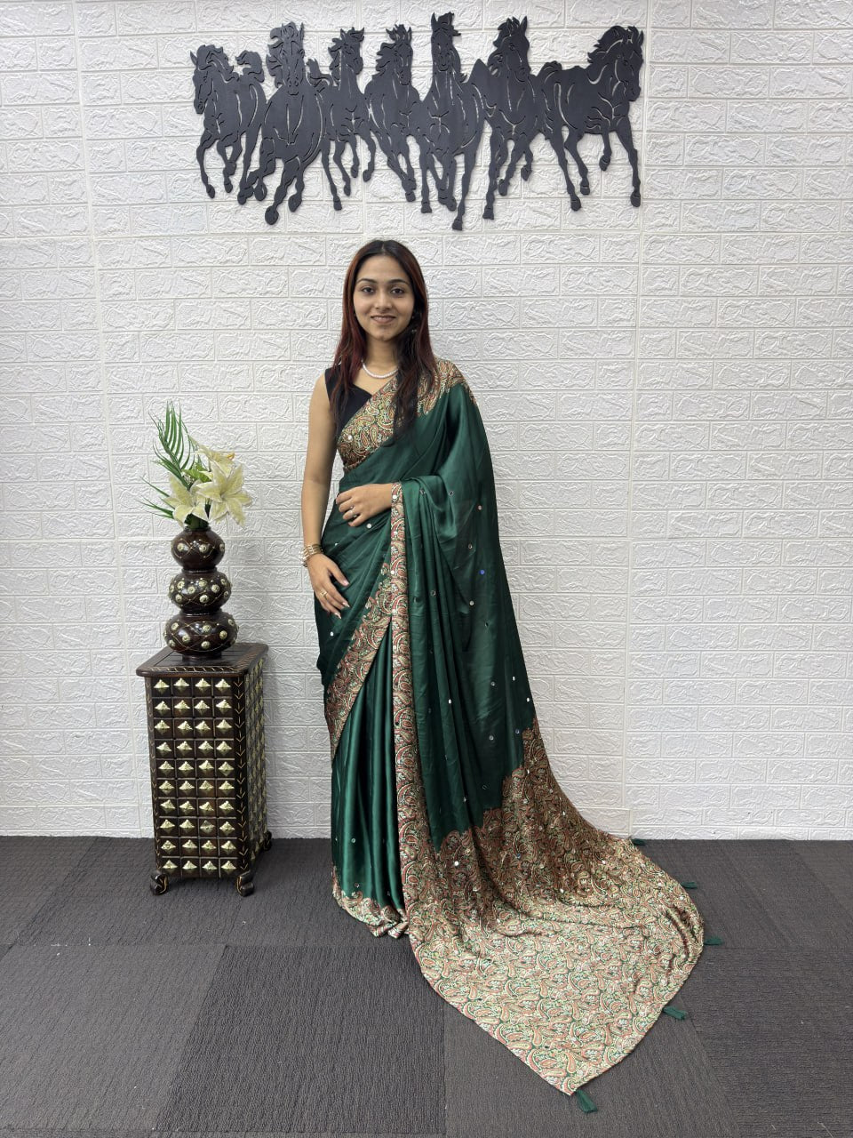 Premium Real Mirror Work Semi Gajji Silk Saree for Women in Green Color – Party Wear, Wedding & Festival Saree