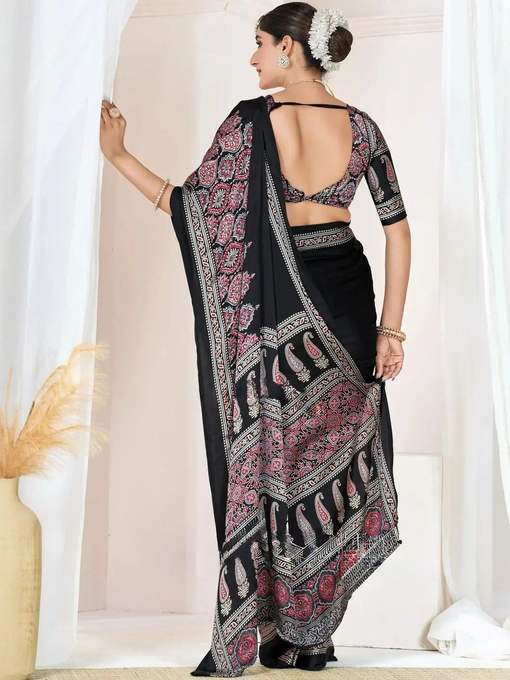 Designer Black Silk Saree with Heavy Printed Border & Blouse | Wedding & Party Wear Saree for Women