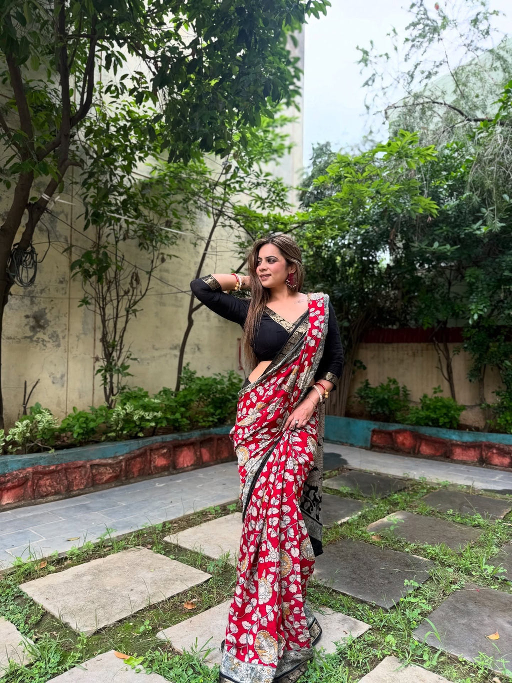 Red Mul Mul Cotton Saree For Women | Party & Function & Weeding Wear