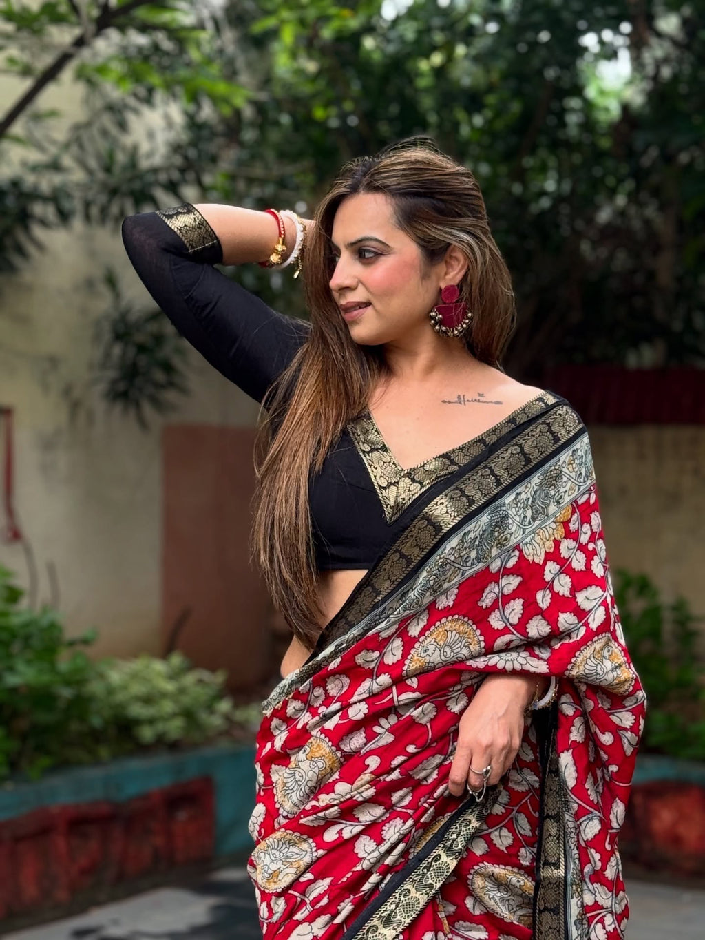 Red Mul Mul Cotton Saree For Women | Party & Function & Weeding Wear