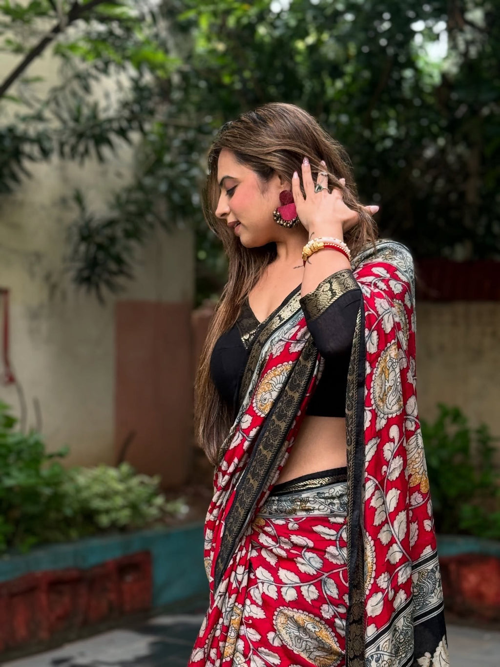 Red Mul Mul Cotton Saree For Women | Party & Function & Weeding Wear