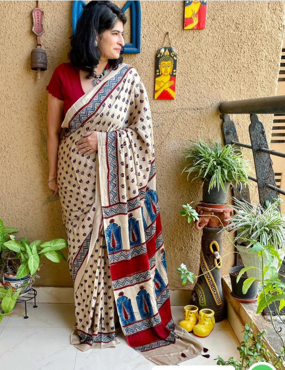 Elegant Cream & Red Printed Saree | Soft Fabric Daily Wear & Festive Saree