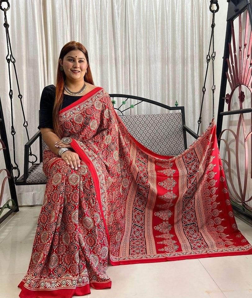 Premium Japan Satin Fabric Saree – Multicolor Print | Wedding & Festival Special